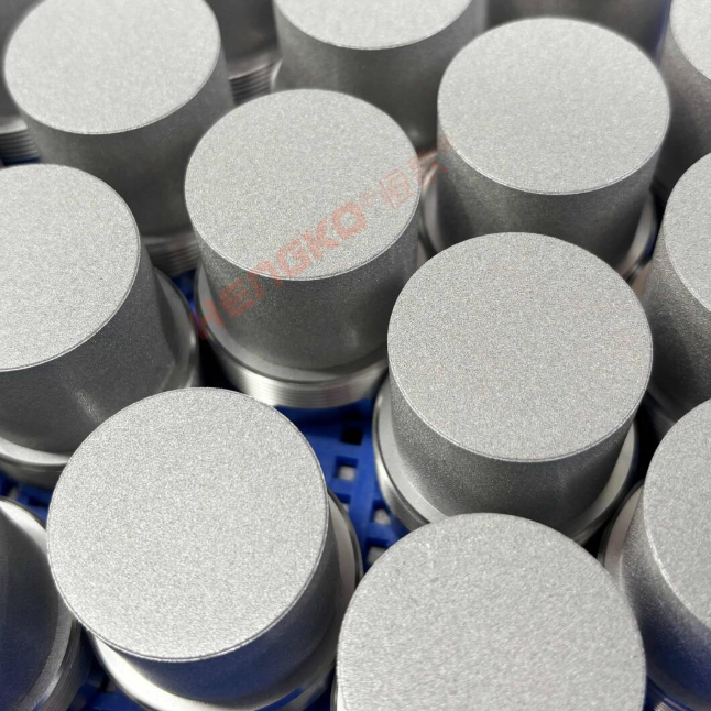 化工行業(yè)抗腐蝕解決方案：恒歌金屬燒結濾芯實戰(zhàn)應用案例！