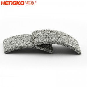 廠家加工定制燒結(jié)不銹鋼過(guò)濾片,耐高溫耐腐蝕醫(yī)療制藥不銹鋼濾片
