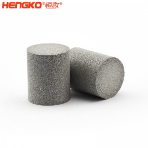 廠家生產(chǎn)多尺寸不銹鋼粉末燒結(jié)濾筒，堅固耐用壽命長用于流量控制和均布